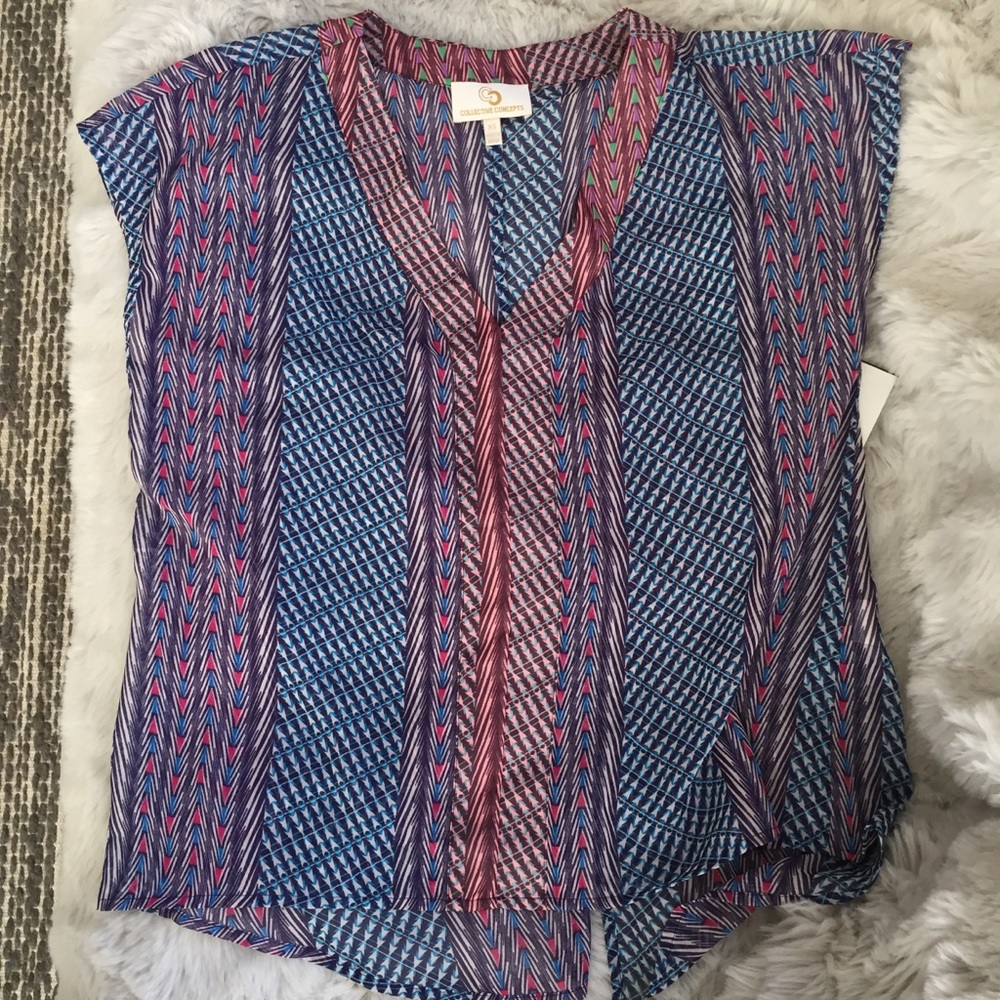 Collective Concepts geometric pattern top NWT
